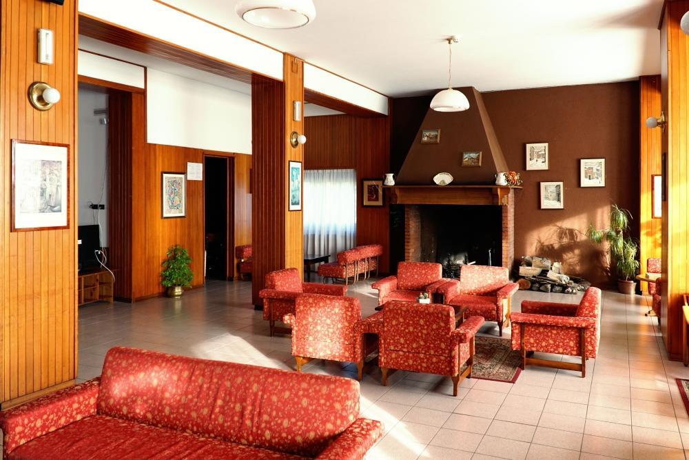 Family Hotel Como Rivisondoli Bagian luar foto
